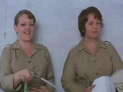 Lekarz darmowe filmy porno z dziadkiem pieprzy swojego pacjenta i nakręcił wszystko na ukrytą kamerę